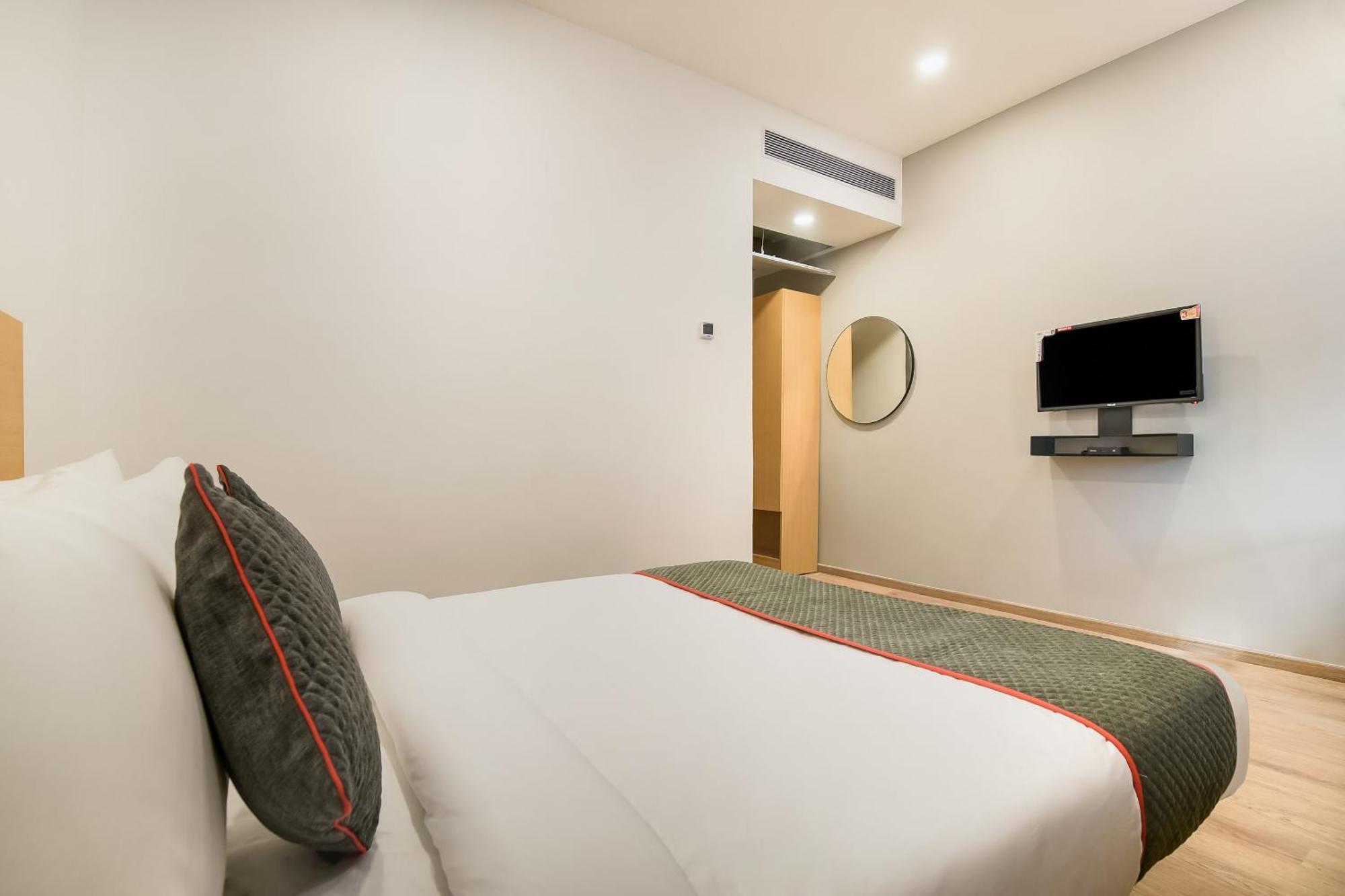 Hotel Townhouse The Awadh Airport Near Chaudhary Charan Singh International Airport Bijnaur Exterior foto
