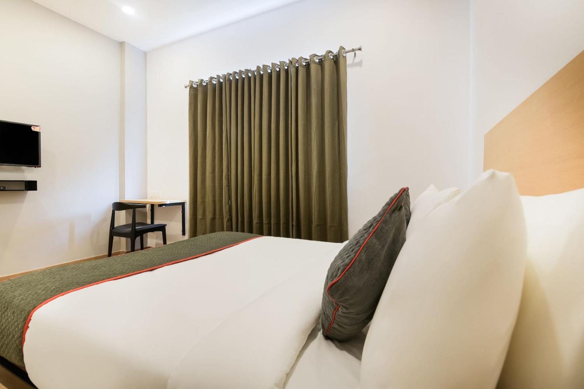 Hotel Townhouse The Awadh Airport Near Chaudhary Charan Singh International Airport Bijnaur Exterior foto