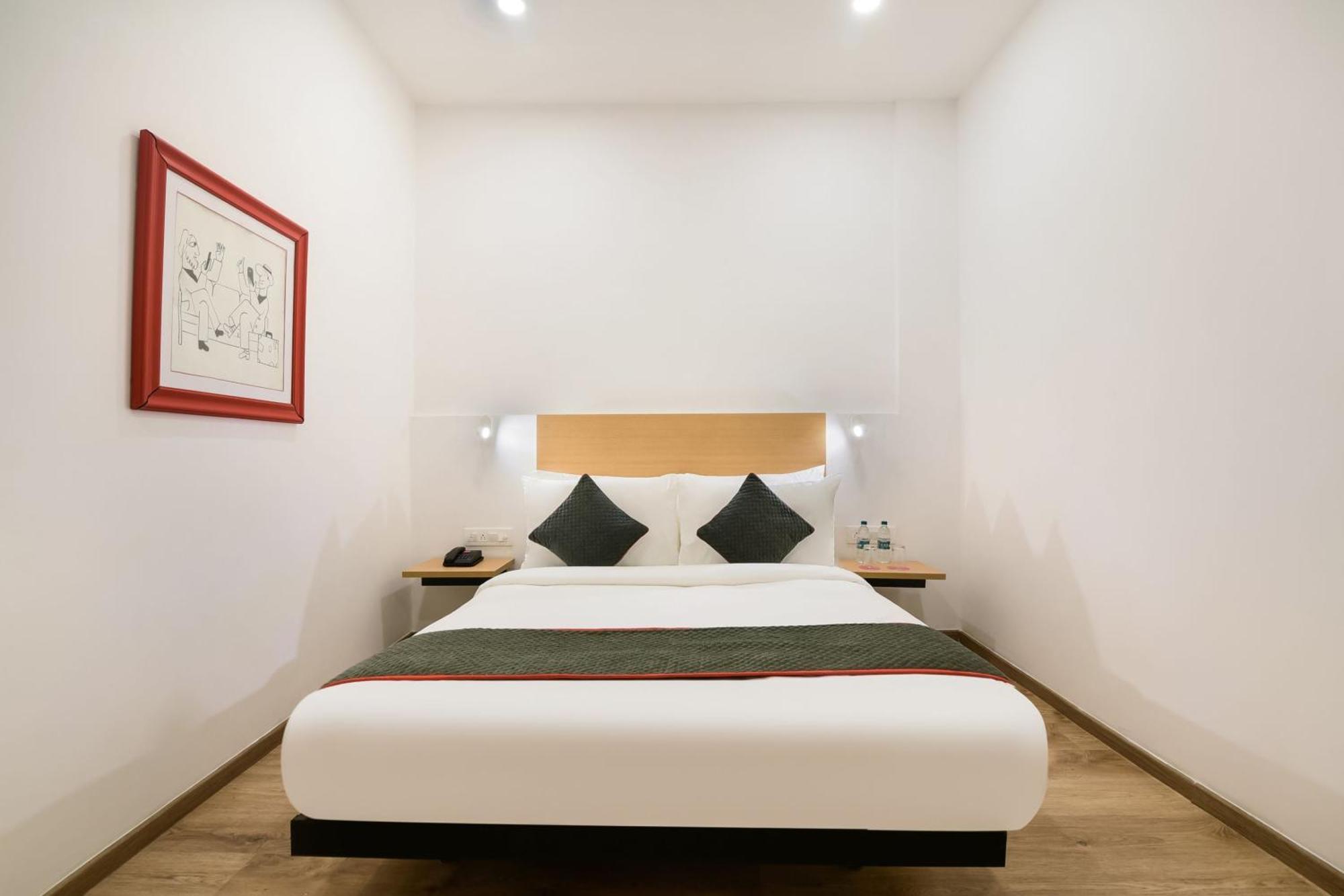 Hotel Townhouse The Awadh Airport Near Chaudhary Charan Singh International Airport Bijnaur Exterior foto